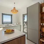 Sunrise Poem Estate - 16 People Capacity Vila