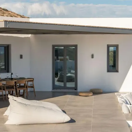 Vila Sunrise Poem Estate - 16 People Capacity *