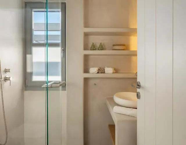 Sunrise Poem Estate - 16 People Capacity Dhragoulas